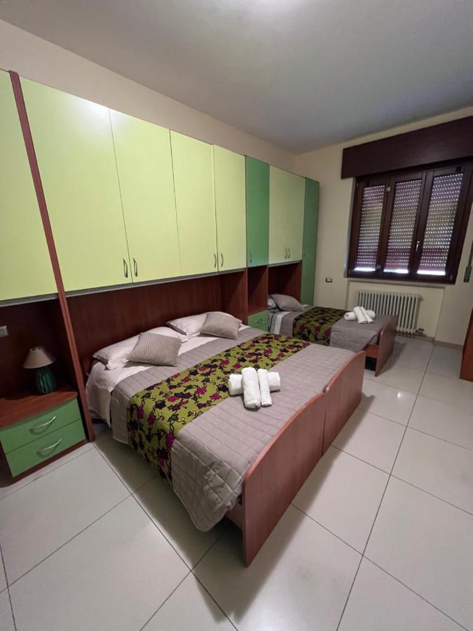 Stay In Style - Vibrant Condo In San Giovanni Lupatoto Exterior foto