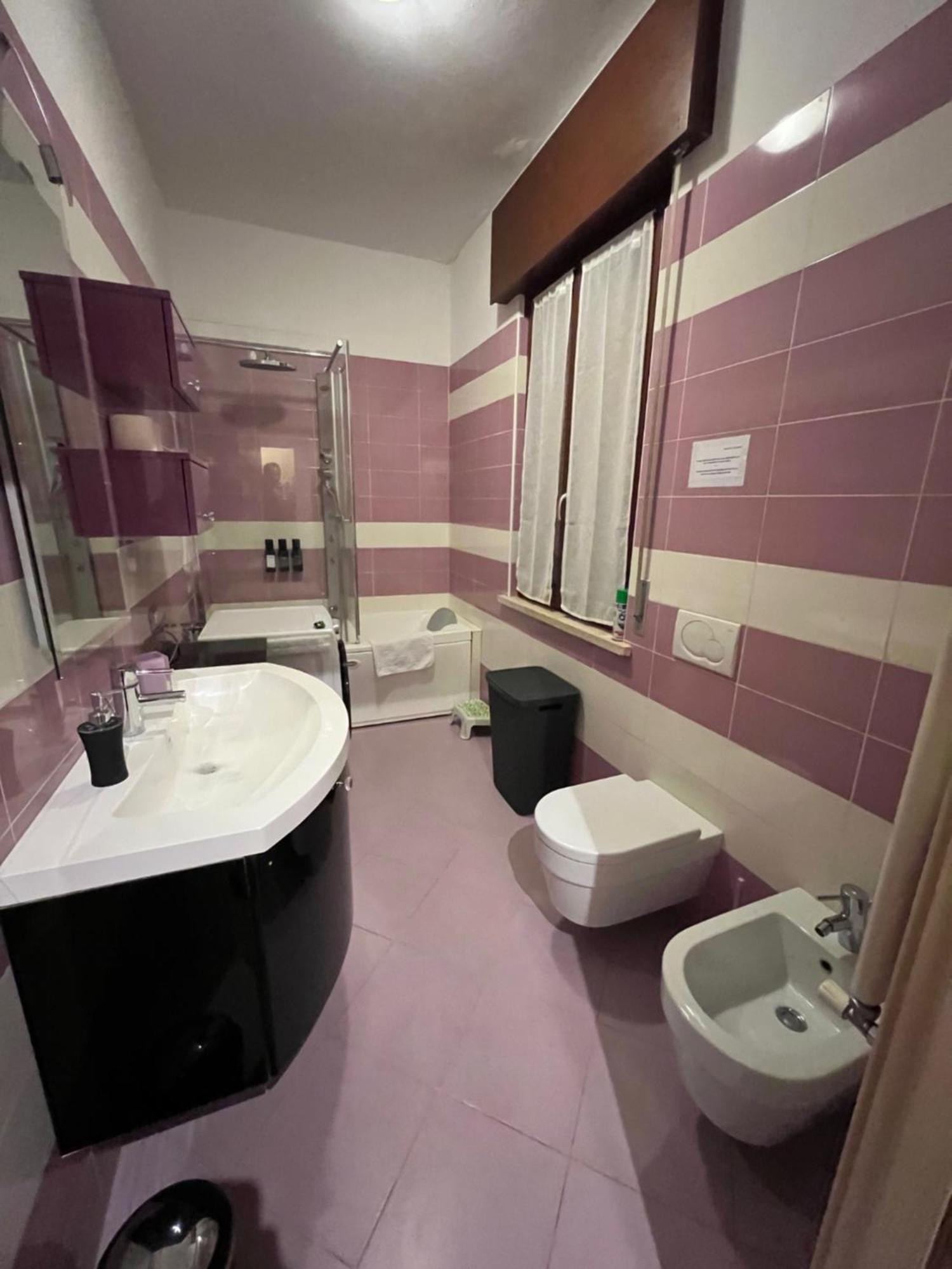 Stay In Style - Vibrant Condo In San Giovanni Lupatoto Exterior foto